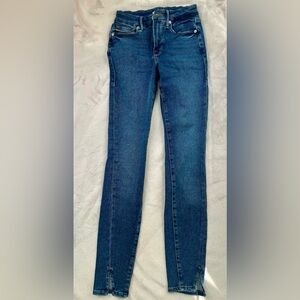 Good American Good Legs Straight Jeans